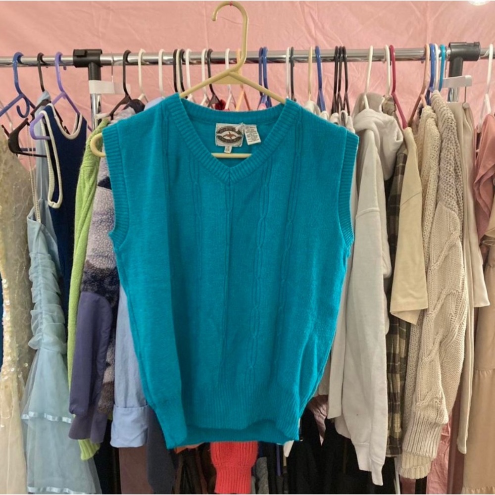 Midwest Traders, vintage teal sweater vest
